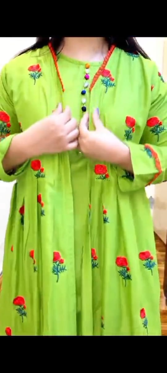 New  Rose Embroidered Gown Style
